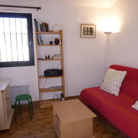 Holiday home Holiday Home Les Maisons De La Plage-4 By Interhome Le Grau-du-Roi