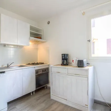 Holiday home Holiday Home Les Maisons De La Plage-4 By Interhome Le Grau-du-Roi