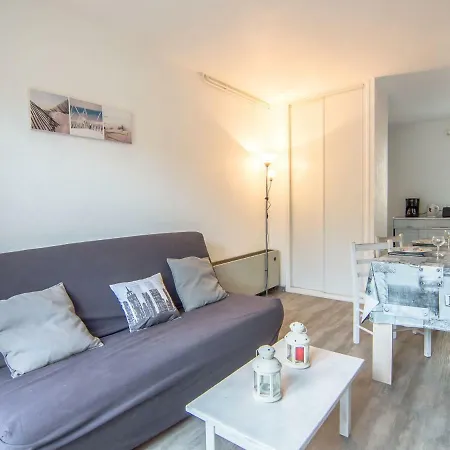 Holiday Home Les Maisons De La Plage-4 By Interhome
